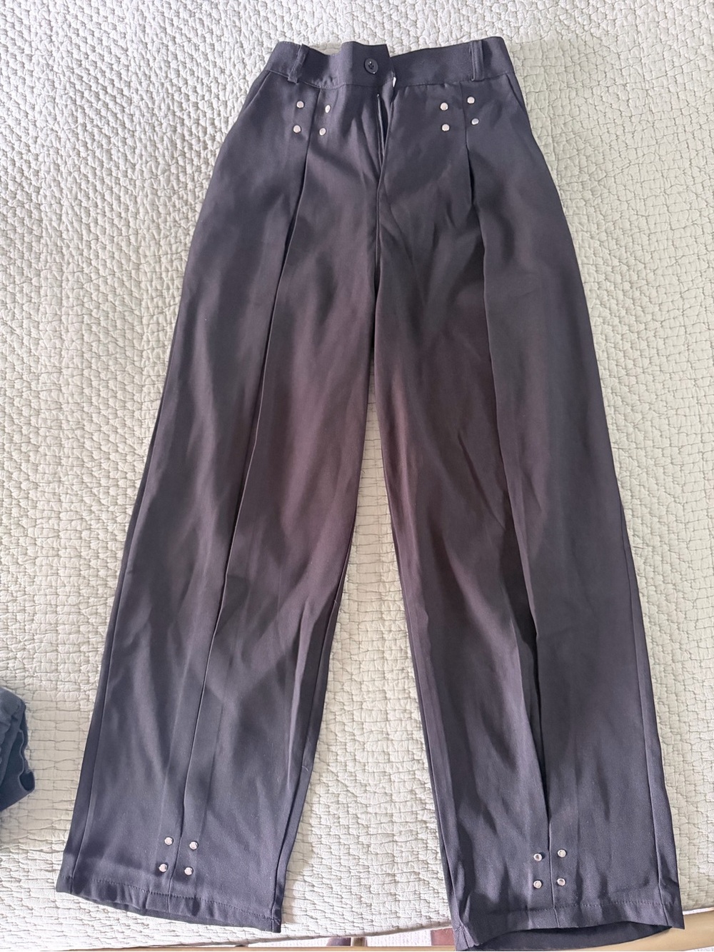 Tailored High-Rise Wide-Leg Dress Pants in Black